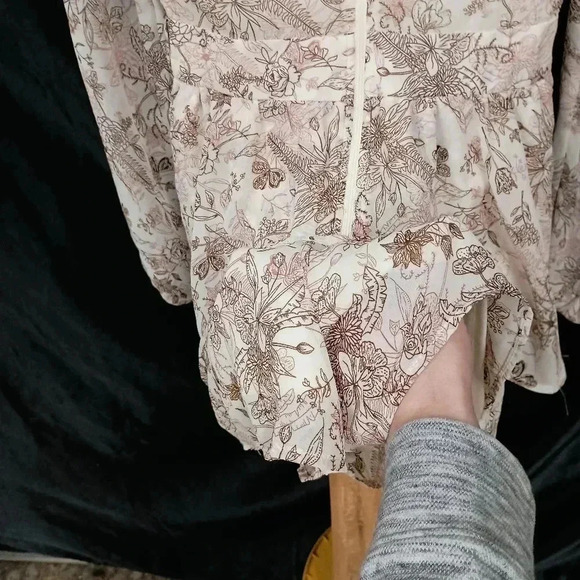 Long sleeve size small jumpsuit floral papaya brand - Picture 7 of 12